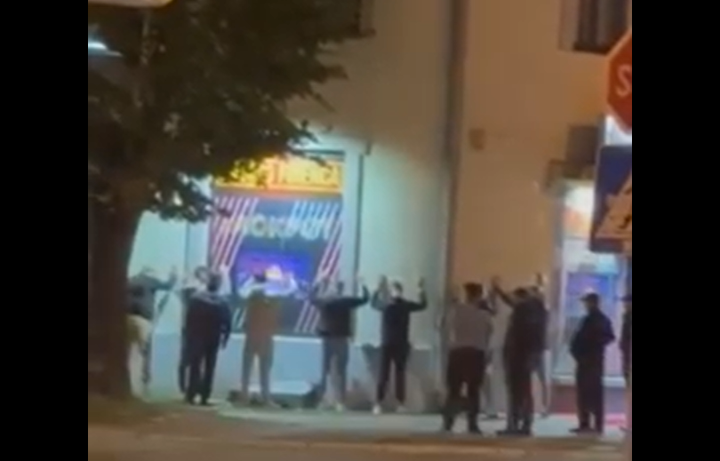 (VIDEO) PRETRESI U BANJALUČKOM NASELJU BORIK Policija nakon utakmice zaustavila sumnjivu grupu mladića