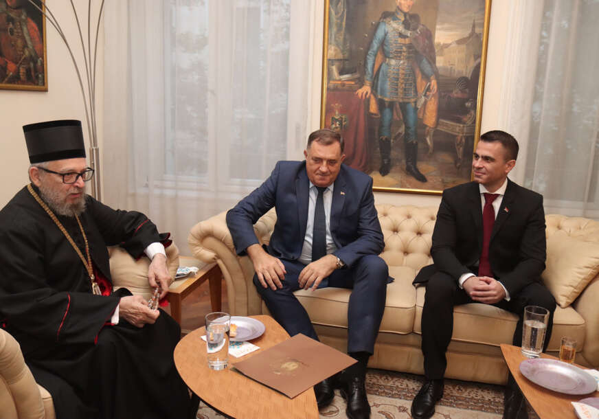 "Dodik je rado viđena ličnost i gost ovdje" Predsjednik Srpske se sastao sa episkopom budimskim Lukijanom (FOTO)
