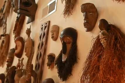 Penzioneri tuže prodavca antikviteta: “Bezvrijednu" afričku masku kupio za siću, pa prodao za više od 4 miliona evra (FOTO)