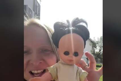 Mira igračku čuvala 30 godina: Pronašla lutku tokom izbjegličke kolone, a sad želi da je vrati vlasnici (VIDEO)