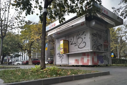 (FOTO) Nekad pravi biznis, danas propast: Zašto je sve više napuštenih kioska, čak i u centru Banjaluke