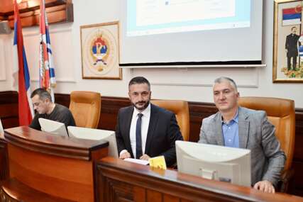 U sali prisutno samo 7 odbornika: Ninković prekinuo današnje zasjedanje gradskog parlamenta