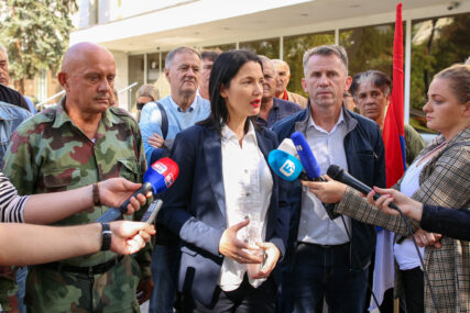 "Vidimo se u Banjaluci" Trivićeva posjetila Dončića i ostale na Kostrešu, da li je u najavi veliki protest boraca (FOTO)