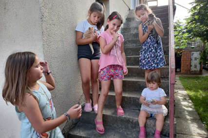 Radost u ulici djevojčica: Evo u kojem naselju u Banjaluci se nalazi sokak gdje su curice prave carice (FOTO)