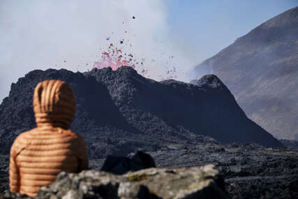 Strah od erupcije vulkana: Stanovnici se mjesecima ne mogu vratiti u domove na Islandu