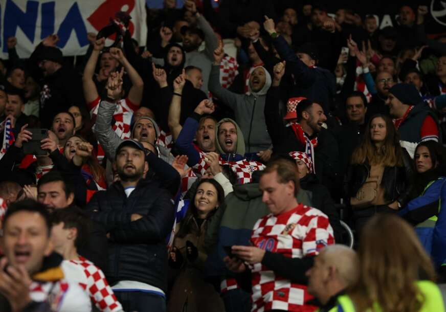 HAOS U ZADRU Navijači prekinuli trening fudbalera jer su proslavili pobjedu uz numere srpskog pjevača