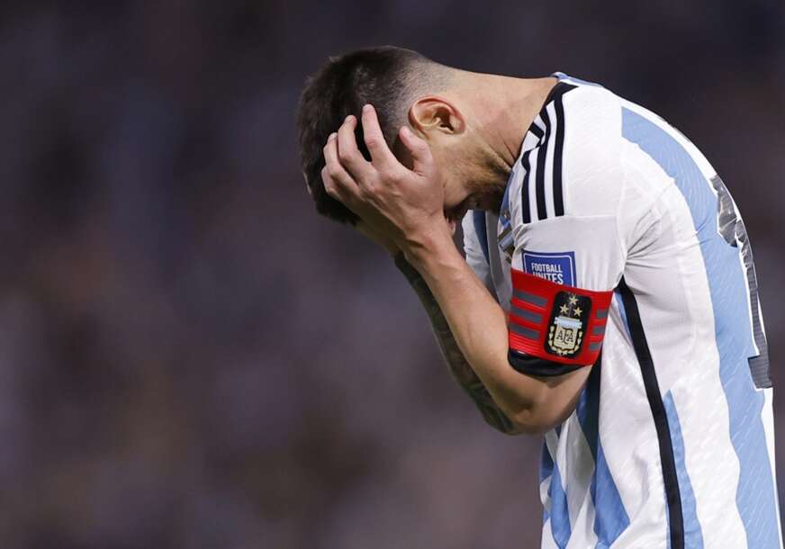 (VIDEO, FOTO) Ludnica na južnoameričkom kontinentu: Argentina i Brazil zajedno pali tek drugi put ikada, Mesi završio u suzama