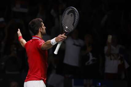 (FOTO) "Novak je u dublu kao riba na suvom" Legendarni italijanski teniser pohvalio Sinera, pa "potkačio" Đokovića