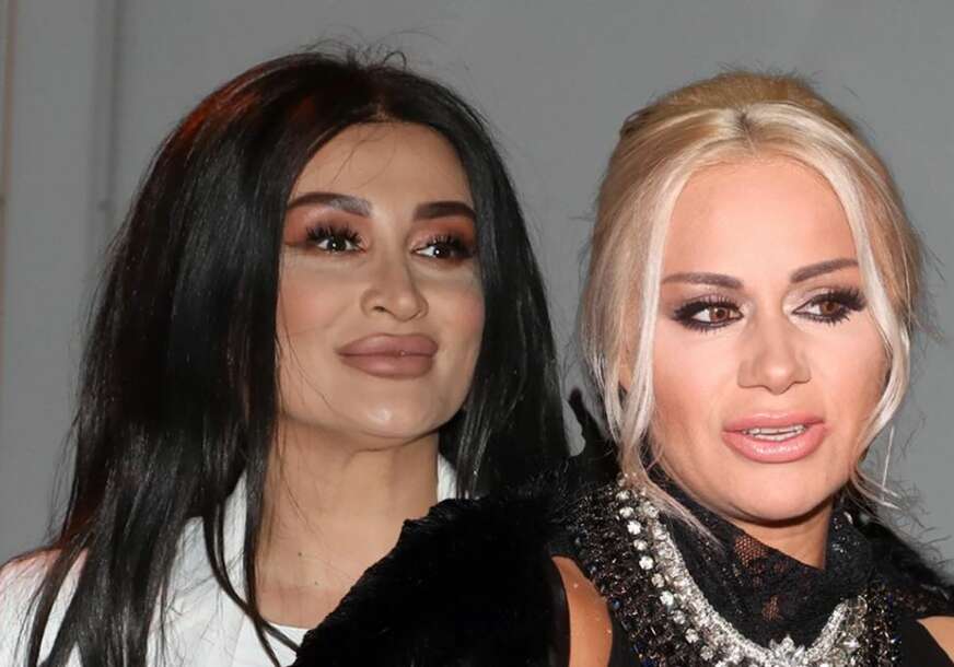Andreana Čekić i Selma Bajrami