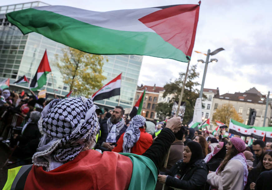 Znak podrške palestinskom narodu: U Briselu marširalo preko 20.000 ljudi