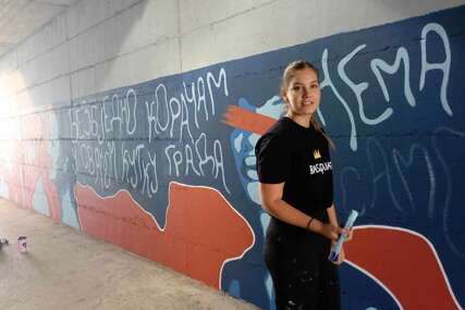 (FOTO) Grafitima protiv nasilja nad ženama: Moćne poruke iz podzemlja Banjaluke, slikane rukom mlade umjetnice