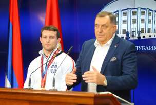 Milorad Dodik i Nemanja Majdov