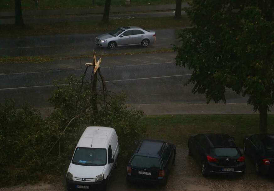 Olujno nevrijeme zahvatilo Banjaluku