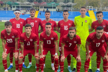 SREĆA POGLEDALA ORLIĆE Mladi fudbaleri Srbije uprkos porazu jurišaju ka Evropskom prvenstvu