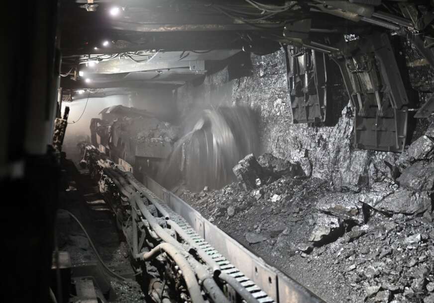 BORBA ZA ŽIVOT Veliki broj nestalih u rudniku uglja u Kini, u toku akcija potrage i spasavanja