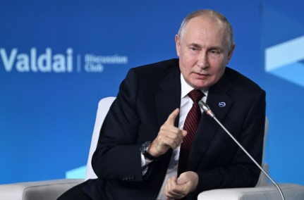 Ruski predsjednik iznenada posjetio ratni štab: Putin usred noći održao sastanak sa vojnim vrhom, Šojgu mu podnio kompletan izvještaj