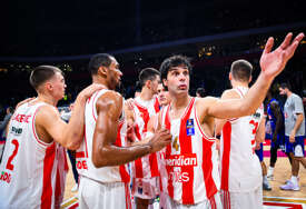 (UŽIVO, VIDEO, FOTO) Skoro 7 godina bez trijumfa u Baskoniji: Crvena zvezda kod bivšeg trenera Duška Ivanovića traži prvu pobjedu u gostima
