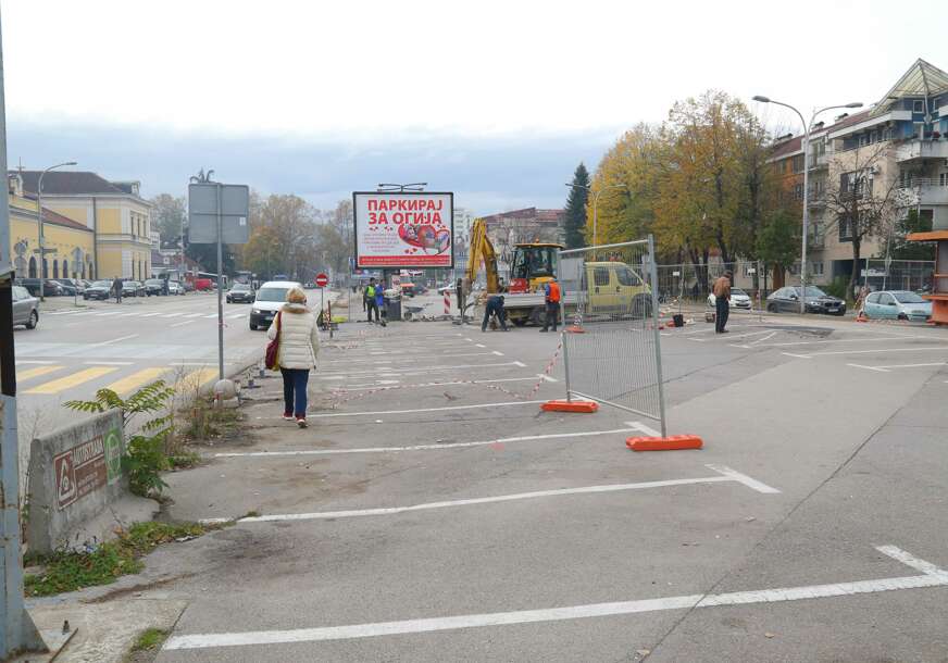 (FOTO) Sljedeće sedmice zaključivanje ugovora sa Gradom: Sve vodi ka naplati parkinga na Staroj autobuskoj stanici, evo kada će se to desiti i KOLIKO ĆE KOŠTATI