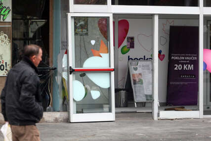 opljačkan bankomat u rk boski 2013 godine 