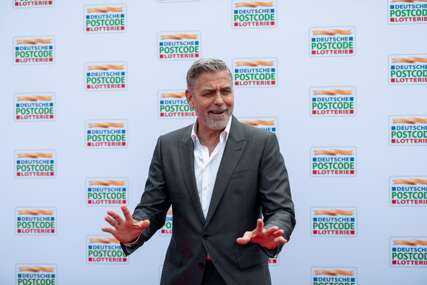 (FOTO) "NIJE BIO SREĆAN" Džordž Kluni progovorio o životu Metjua Perija, otkrio nepoznate detalje o glumcu