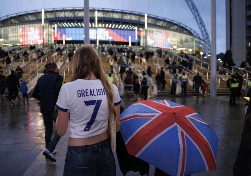 HULIGANI SU PROBLEM Meč Srbije i Engleske za UEFA visokorizičan