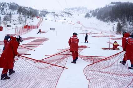 (FOTO) Organizatori na mukama: Otkazane skijaške trke u Sankt Moricu i Val d'Izeru