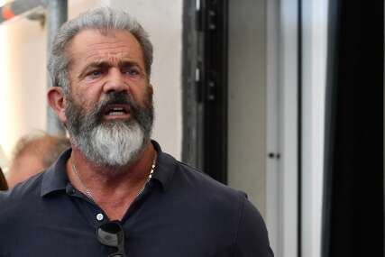 (VIDEO) Biće mu burna 2024. godina: Mel Gibson radi na novom nastavku filmskog serijala koji ga je proslavio