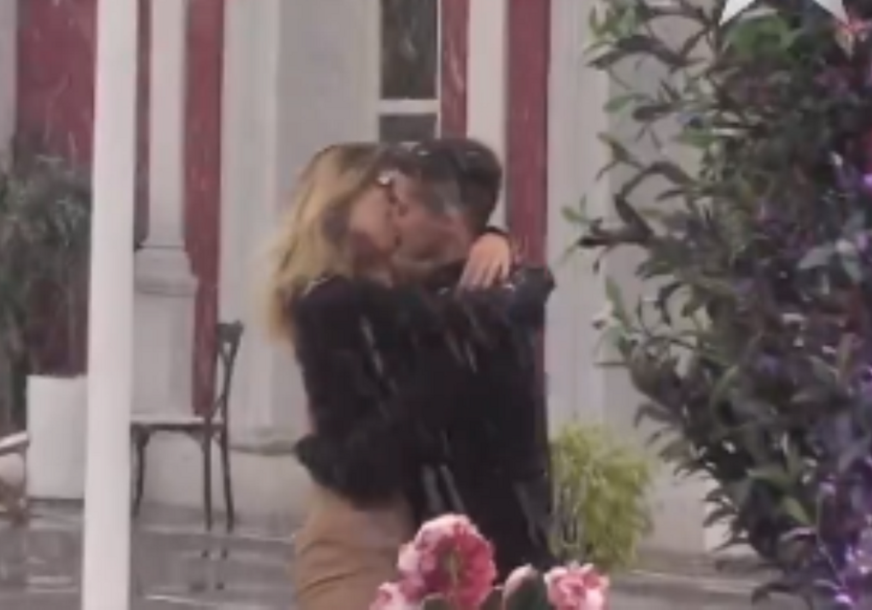 Anđela Šparavalo i Bojana Pavlović se ljube