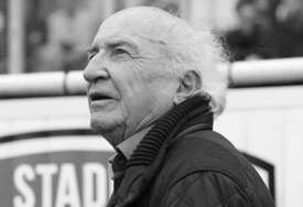 (FOTO) Odlazak još jedne legende: Slavni francuski trener izgubio bitku nakon duge bolesti