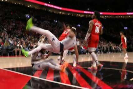 (VIDEO) JEZIVO Irving doživio užasnu povredu na  NBA meču