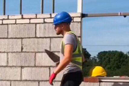 (VIDEO) "Ljudi često misle da lažem" Mladić nije završio srednju školu, a sada radi ovaj posao i mjesečno zarađuje skoro 23.000 KM