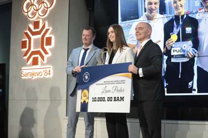 (FOTO) APSOLUTNO ZASLUŽENO Lana Pudar proglašena za najboljeg sportistu u 2023. godini