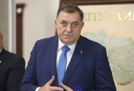 "Zapad želi da razgradi Srpsku do besmisla" Dodik upozorio da Srbi nemaju pravo da budu naivni, pa pozvao sve na MITING U BANJALUCI