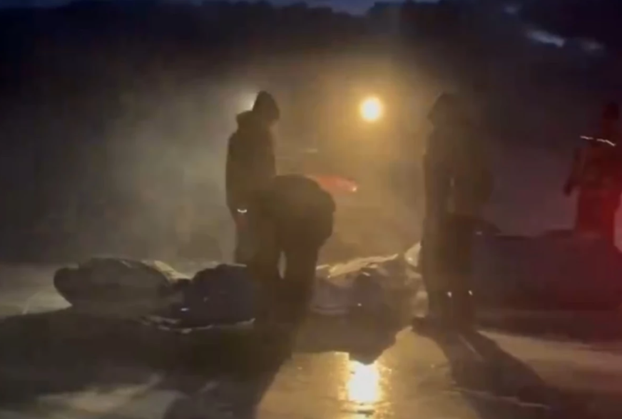(VIDEO) DRAMA U MINESOTI Više od 100 ribolovaca spaseno sa sante leda, 4 osobe upale u hladnu rijeku