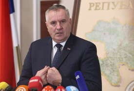 “Ovo nije secesija” Završena sjednica Vlade Srpske, Višković najavio da će sačiniti sporazum o mirnom razdruživanju