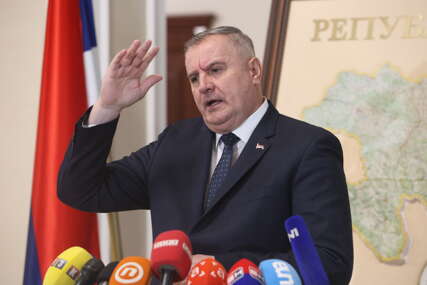 “Nadam se da ćemo u 2024. biti malo pošteđeni međunarodnog pritiska” Višković pozvao građane na sabornost