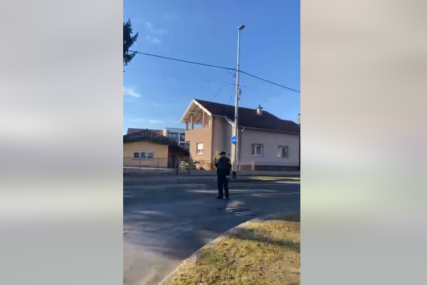 (VIDEO) PUCAO U ŽENU IZ PUŠKE Ubica iz Hrvatske blokiran u kući, opkolili ga policija i specijalci