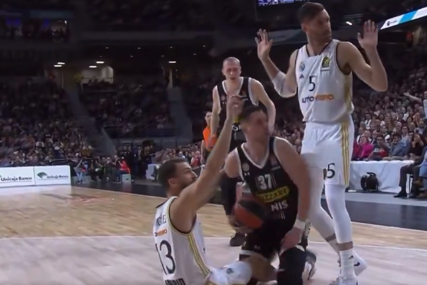 (VIDEO) Ovakvo ponašanje ne priliči "kraljevskom klubu": Nesportski potez košarkaša Reala protiv Partizana koji je većini promakao