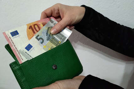 Oglasila se Centralna banka: Od 1. februara jedina valuta na Kosovu za gotovinske transakcije biće evro