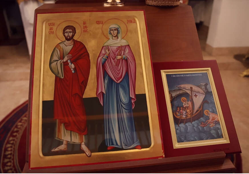 Ikona u pravoslavnoj crkvu u Pečuju koju su poklonili banjalučani 