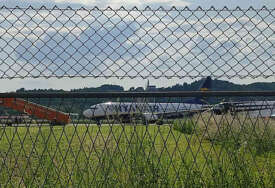 "Ryanair" otkazuje 300 letova "Sloboda kretanja građana EU KRŠI SE ŠTRAJKOVIMA kontrolora leta u Francuskoj"
