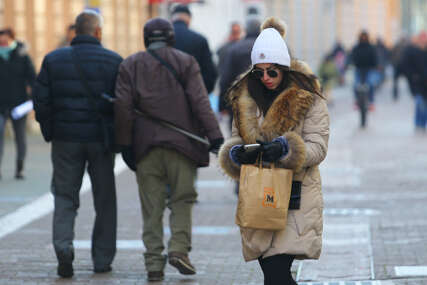 zima jakna građani vrijeme