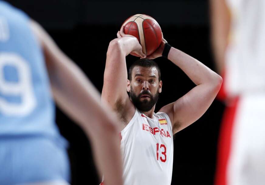 (VIDEO) Završio sa aktivnim igranjem košarke: Legendarni Španac odsvirao kraj velike karijere