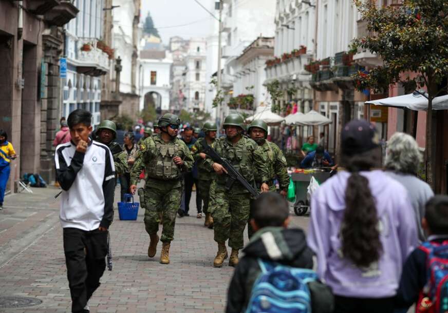 Bande haraju Ekvadorom
