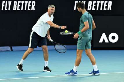 (FOTO) "Ne, nije mu ništa smetalo" Goran Ivanišević o porazu Novaka Đokovića na Australijan openu