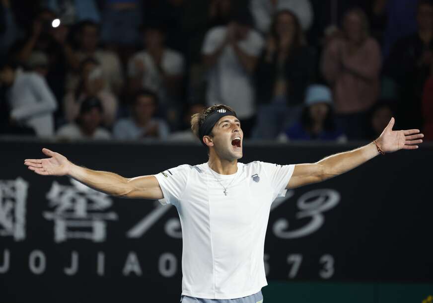 (FOTO) NAREDNI ĐOKOVIĆEV RIVAL OPČINJEN NJIME "Novak mi je idol i želim da istaknem da jedva čekam da razgovaram sa njim"