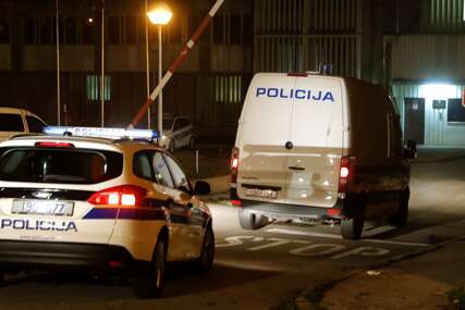 Filmska potjera u Zagrebu: Kombijem bježao sa 30 migranata, pa se zabio u policijsko auto