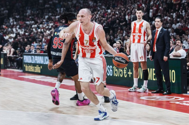 (FOTO) Crvena zvezda saopštila lijepe vijesti: Reprezentativac Srbije postao otac, krilni košarkaš dobio sina