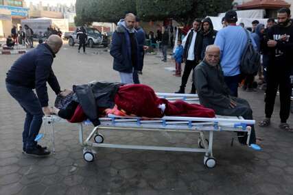 “Kao pakao na zemlji” Britanski ljekari u bolnicama u Gazi morali liječiti povrijeđene bez zaštitnih materijala i medicinske opreme