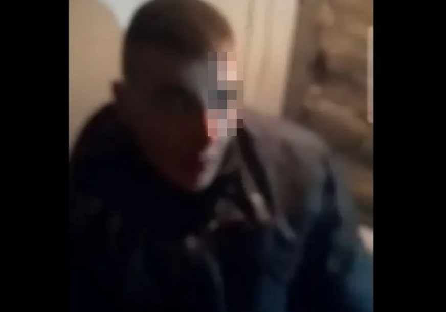(UZNEMIRUJUĆI VIDEO) DRAMA U ŽIVINICAMA Muškarac zatekao lopova u kući, pretukao ga i sve snimio